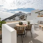 Saluti Da Stampalia Chora Aparthotel 3*
