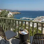Aparthotel Saluti Da Stampalia Chora 3*